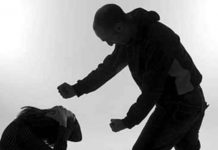 Bărbatul violent este un bărbat fricos