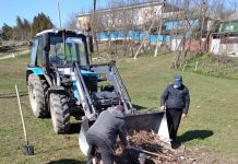 Curățenie de primăvară la Măcărești. La inițiativa localnicilor, comuna a fost „lustruită”