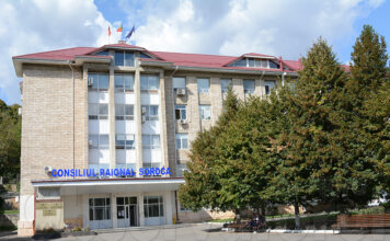 Consiliul Raional Soroca a dat în judecată foștii conducători ai Direcției Asistență Socială și Protecție a Familiei