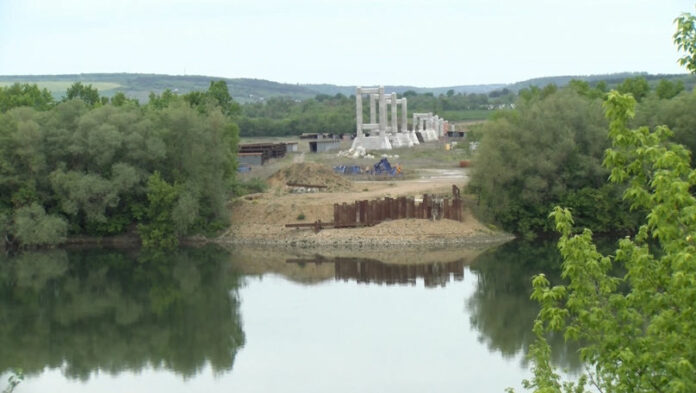 dd1b7115d555251f630cbe2e6af129b4