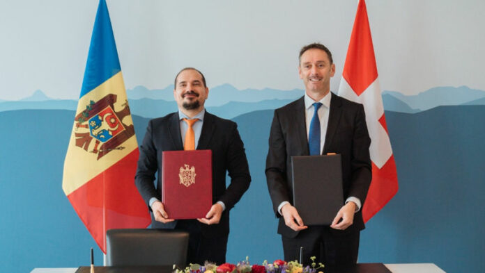 384dd8893ebe8e7bd790d9b30383d208