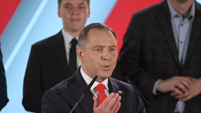 karol-nawrocki-polonia