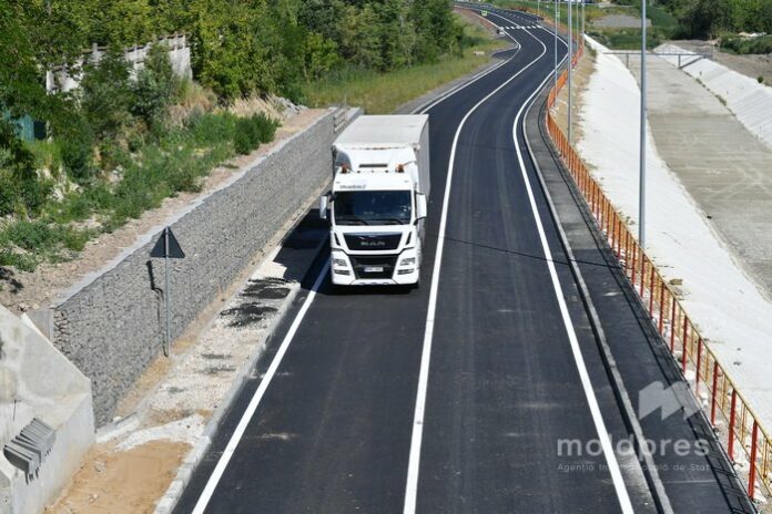 watermark_990a848f8f3e33210195d64d3ffc574d_dsc-6992-resize_6866839c029ed