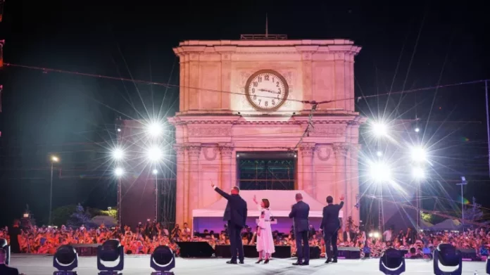 0099511f-74a0-4ac0-bd68-eaf00e9cc429_63