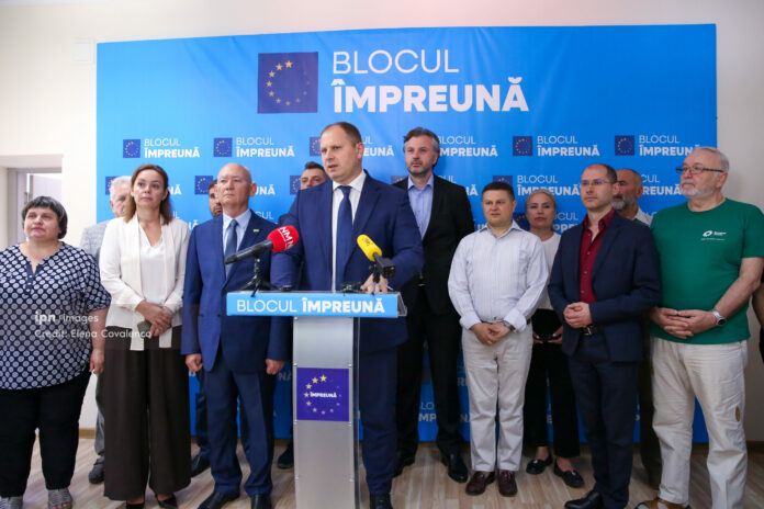 Blocul-Impreuna-IMG_0391-scaled