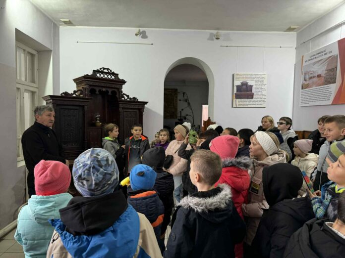 66e2c756-787c-4d84-b4e9-fe6be90e35db