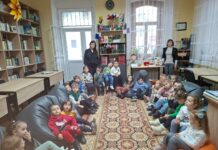 Copiii de la grădinița nr. 6 „Ghiocel” au descoperit magia lecturii la Filiala Steliana Grama