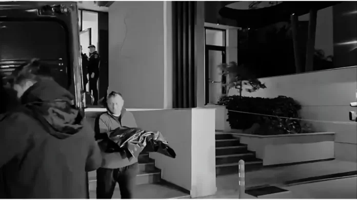 76b82dc3-69bc-4fc1-bb8e-2a2155a20f16_tragediebuc