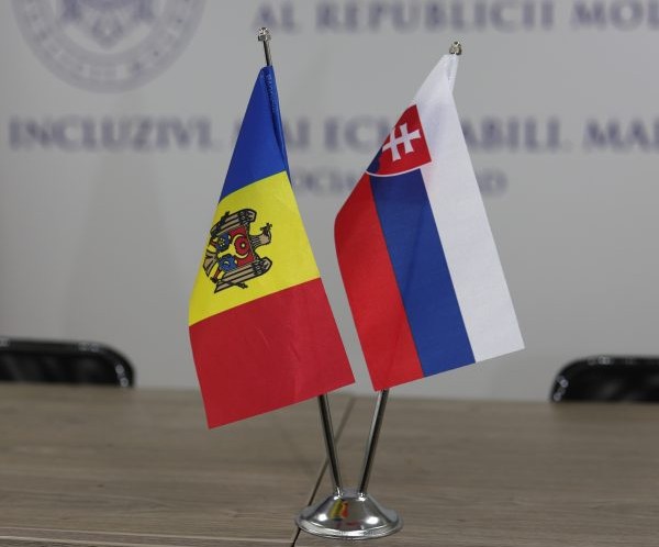 990a848f8f3e33210195d64d3ffc574d_img-1390-600x786_6926c504cca05