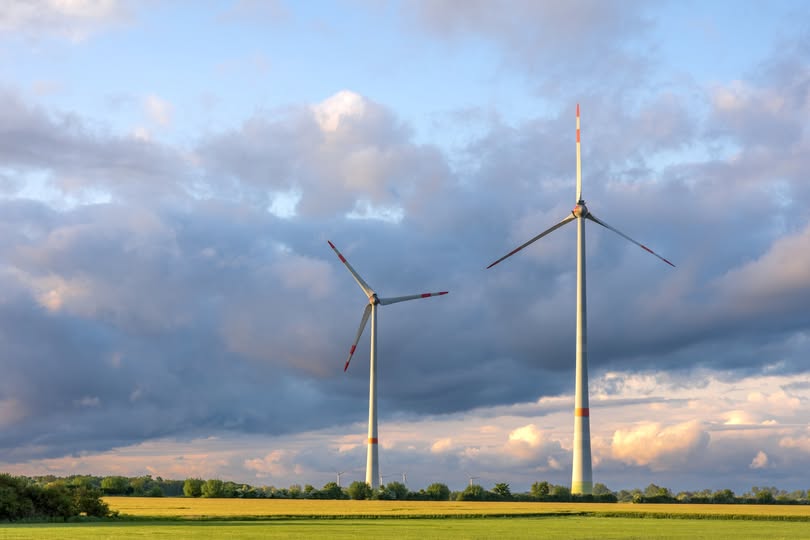 A fost lansată licitația pentru construcția centralelor eoliene cu capacitatea de 170 MW, însoțite de baterii de stocare a energiei