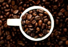 Cafeaua ar putea încetini îmbătrânirea biologică la persoane cu tulburări severe