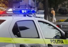 Condamnat la închisoare pentru că a încercat să sustragă arma unui polițist și l-a lovit cu pumnul în față