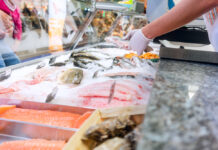 Peștele care reduce colesterolul. Vezi ce poți consuma în mod regulat