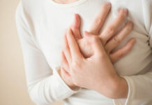 Cauze ale durerilor în piept. De ce poate apărea acest simptom