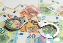 Un escroc în vârstă de 42 de ani a fost condamnat la nouă ani de închisoare