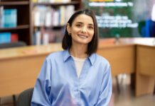 Vorbe deschise despre sănătatea menstruală – dialog esențial pentru educația tinerei generații