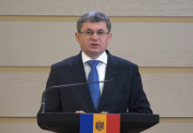 Grosu spune că nu-i vreme de pierdut. Candidaturile von Hebel/Lavigne, din nou pe agendă