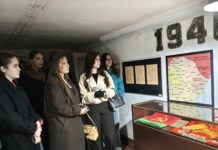 Elevii din raionul Florești au participat la excursii ghidate la Gara Feroviară, Monumentul Deportaților, Muzeul Militar și Muzeul Național de Istorie a Moldovei