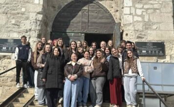 Elevii Colegiului „Mihai Eminescu” din Soroca în vizită de studiu la Cetatea Soroca / GALERIE FOTO