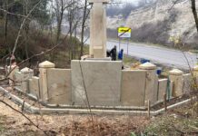 La Otaci, a fost inaugurat un crucifix în memoria preoților din județul Soroca deportați în Siberia, precum și în cinstea generalului Stan Poetaș