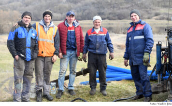 FOTOGRAFIA ZILEI: Și ei muncesc, ca noi să avem apă!