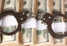 Cadouri cu năbădăi și risc de confiscare a averii