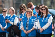 Lucrătorii sociali implicați în serviciul „Îngrijire socială la domiciliu” vor purta veste speciale