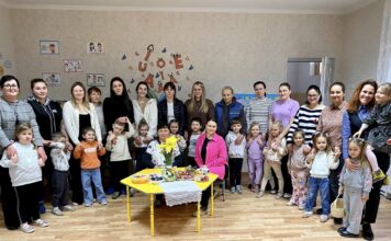 Masterclass de încondeiere a ouălor de Paște la IET nr. 17 „Cheița de aur”