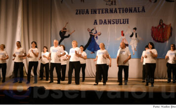 FOTOGRAFIA ZILEI: Eleganța n-are vârstă – Ziua Internațională a Dansului la Soroca