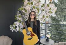 Adriela Bejenari: „În acorduri de chitară și visuri” / VIDEO