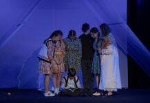 Premieră cu farmec de poveste pentru cei mici: „Basme din coliba albastră” / VIDEO