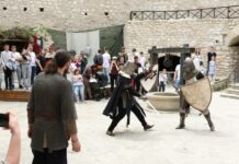 „Noaptea Muzeelor” a adunat iubitorii de istorie medievală și cultură la Cetatea Sorocii / VIDEO / GALERIE FOTO