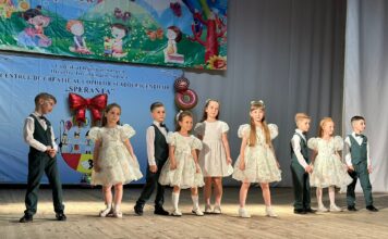 Copiii de la Centrul „Speranța” au încheiat anul de activitate printr-un concert plin de energie / GALERIE FOTO