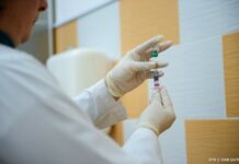 Primele doze de vaccin împotriva meningococului B, administrate la Chișinău și Ungheni