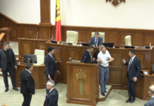 Primarul Chișinăului, Ion Ceban, a mai pierdut o bătălie în războiul cu PAS
