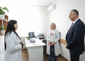 Ministrul Emil Ceban, la Drochia: „Dezvoltarea serviciilor medicale în teritoriu rămân priorități ale Ministerului Sănătății”
