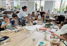Vizită plină de creativitate pentru copiii de la AO Speciall Kidss Soroca la Interbrands Prod SRL / GALERIE FOTO