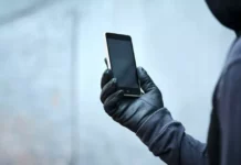 Bărbat reținut pentru că este bănuit că ar fi implicat într-o escrocherie comisă prin apeluri pe Telegram / VIDEO