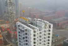 Un bloc cu 26 de etaje în cinci zile? Nici o problemă!