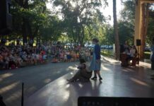 Succes pentru Teatrul „Veniamin Apostol” din Soroca la festivalul de animație pentru copii