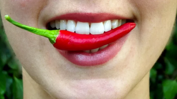 Care-este-efectul-mancarii-picante-de-fapt.-Ce-impact-are-asupra-organismului-ce-spun-cercetatorii