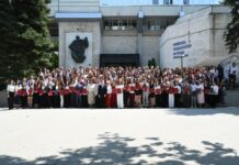 Cei mai buni 114 absolvenți, inclusiv doi din Soroca și unul din Drochia, au fost premiați în cadrul unei ceremonii festive